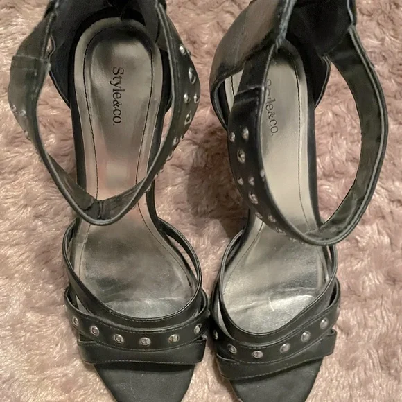 Black espadrilles! Size 7.5 - Picture 1 of 3